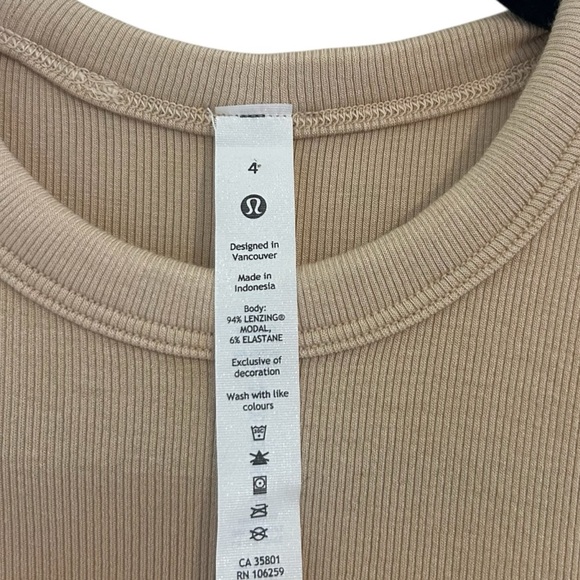 Lululemon Hold Tight Tank Top-Prosecco- Size 4 (2022) - Picture 9 of 11